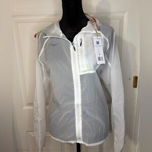 Hoka White Skyflow Jacket for Women Small 1141671